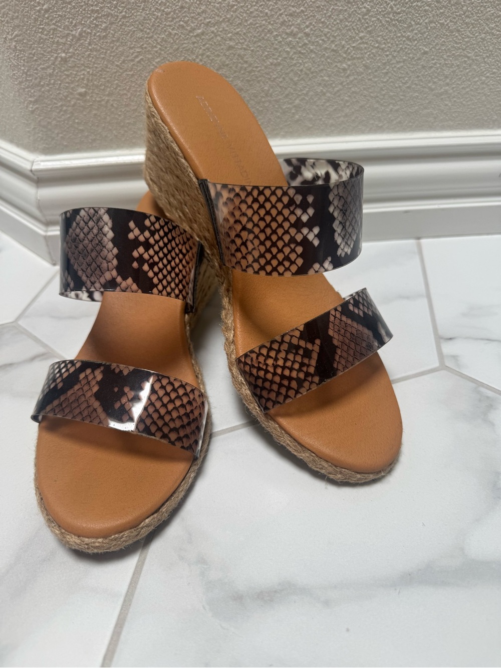 Wedge Espadrille Slides with transparent Snake-Print Straps